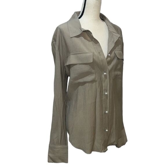 FTF Open Front Pocket Button Down Blouse - Picture 4 of 16